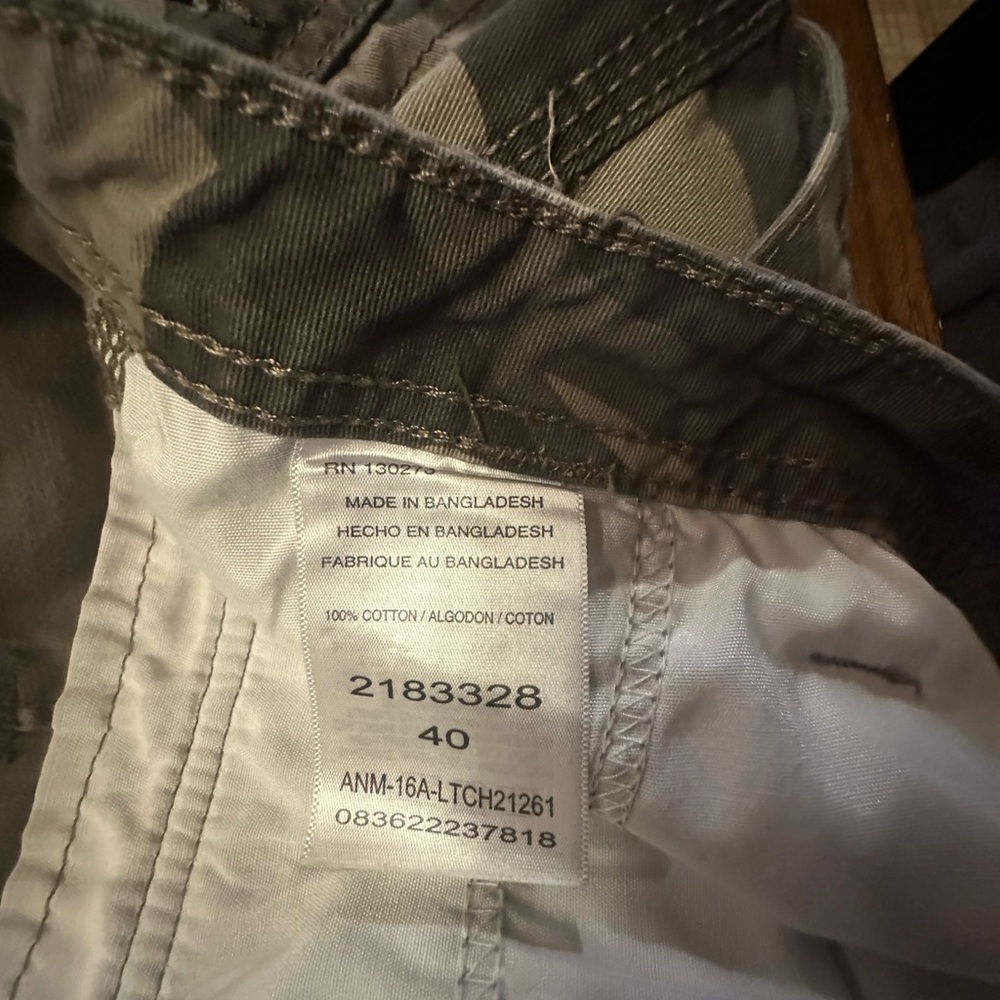 Lee Men's Gray Camouflage Cargo Shorts Size 40 - Picture 5 of 5